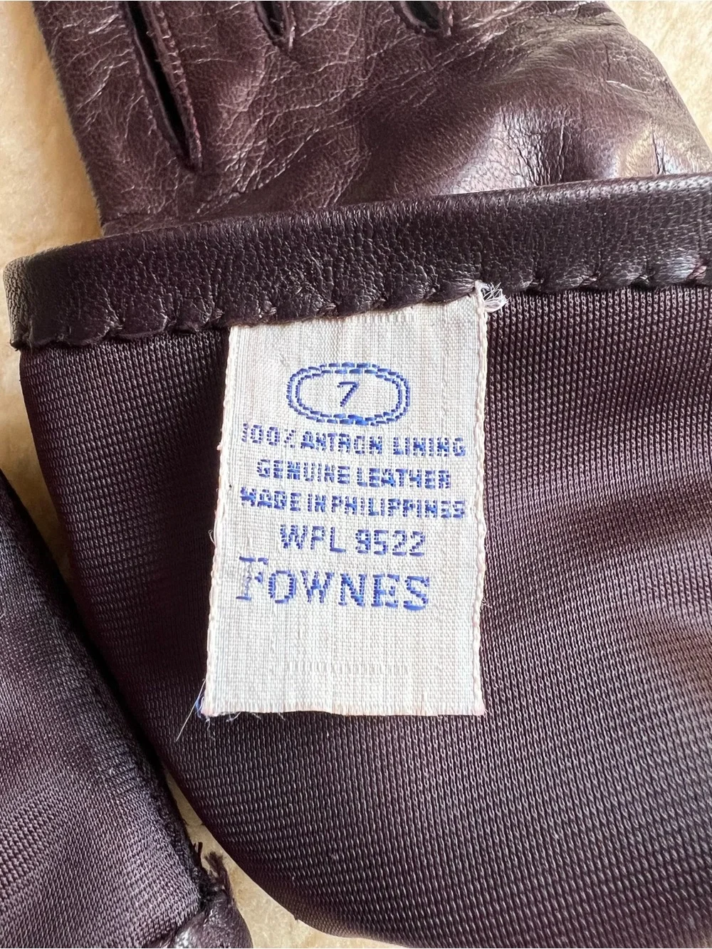 Fownes Gloves VTG 1960s 70s Leather Antron Lining Women's Sz 7 Retro Classic